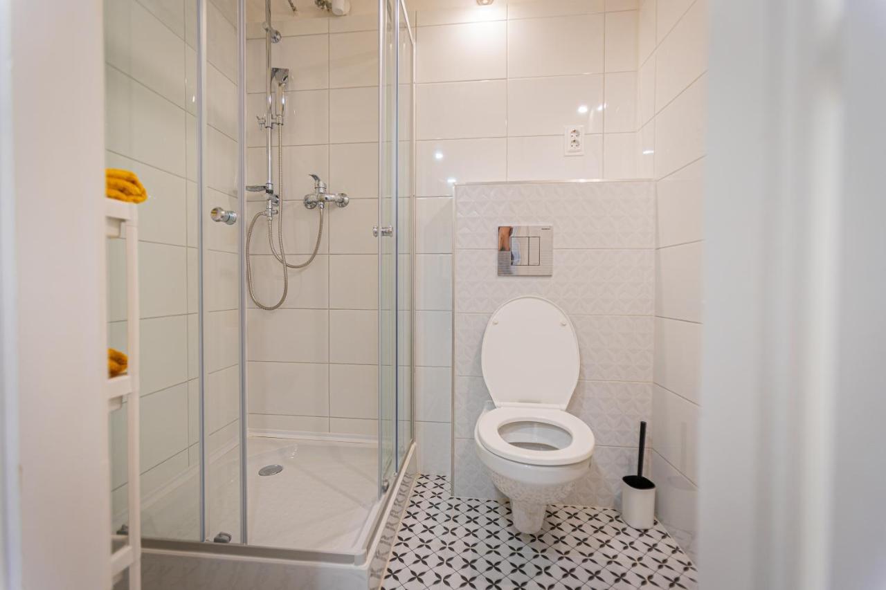 2 Bedroom Apartment In The Dob Street, Emerald Βουδαπέστη Εξωτερικό φωτογραφία